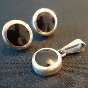 Mexican Sterling Silver Round Pendant and Earrings with Black Onyx